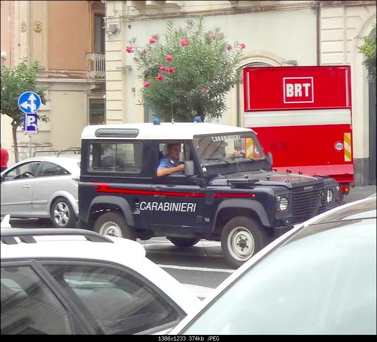 Klicke auf die Grafik für eine größere Ansicht

Name:	Carabinieri Landrover.jpg
Hits:	344
Größe:	373,8 KB
ID:	20027