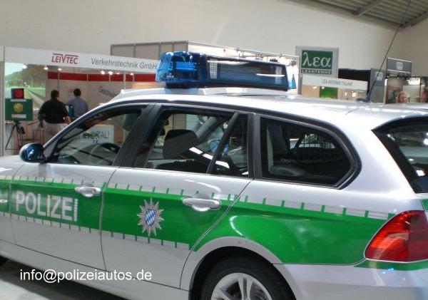 Name:  BMWe91RTK6LED02.jpg
Hits: 771
Größe:  40,8 KB