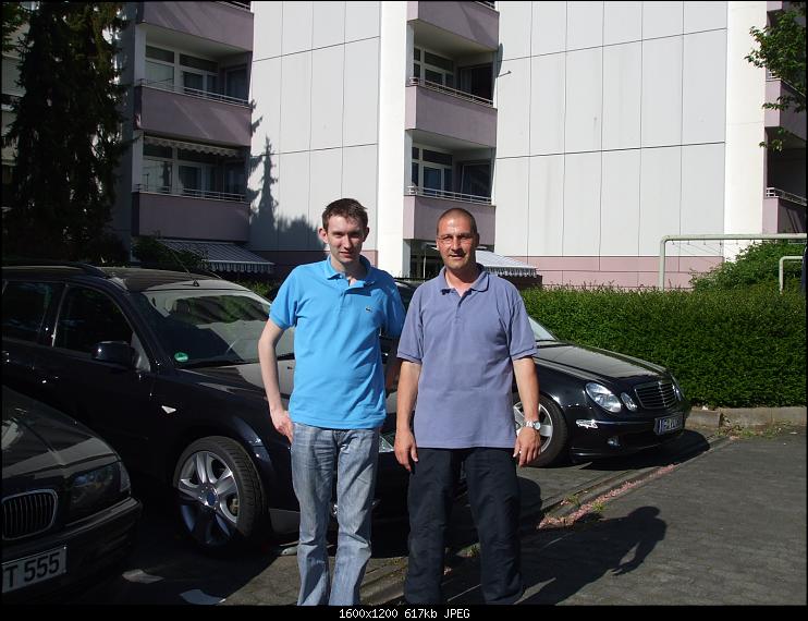 Klicke auf die Grafik für eine größere Ansicht

Name:	Axel und ich.jpg
Hits:	2235
Größe:	617,3 KB
ID:	798
