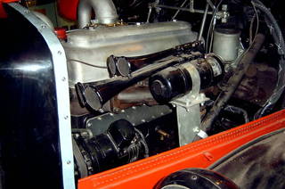 Name:  martinhorn5hp7.jpg
Hits: 3122
Größe:  37,5 KB